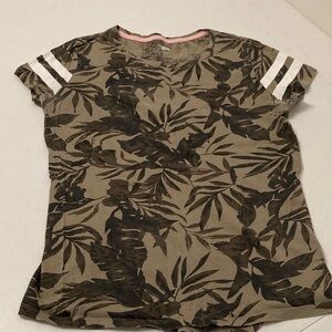 Girls Old Navy Pattern T-Shirt